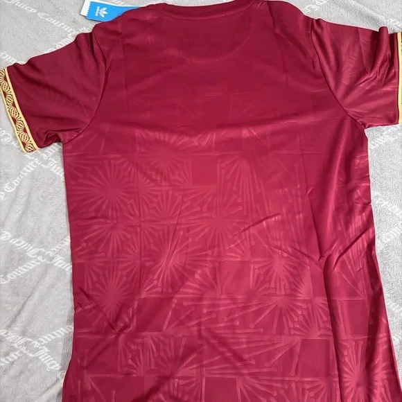 Adidas Maroon and Gold Mexico Tee - Picture 4 of 5